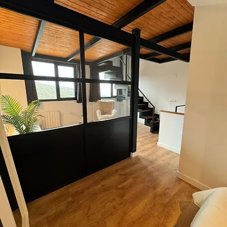 S N Holidays Triplex Loft Mountain Zona Baja Apartment