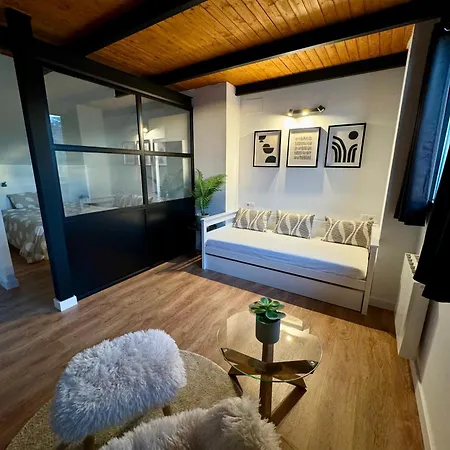 S N Holidays Triplex Loft Mountain Zona Baja Apartment