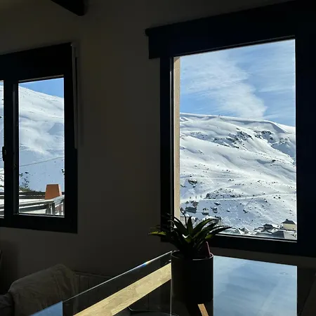 S N Holidays Triplex Loft Mountain Zona Baja Apartment *